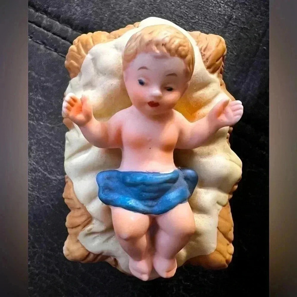 Other - EUC Vintage Christmas Homco Nativity Piece Replacement Baby Jesus in Manger Cute